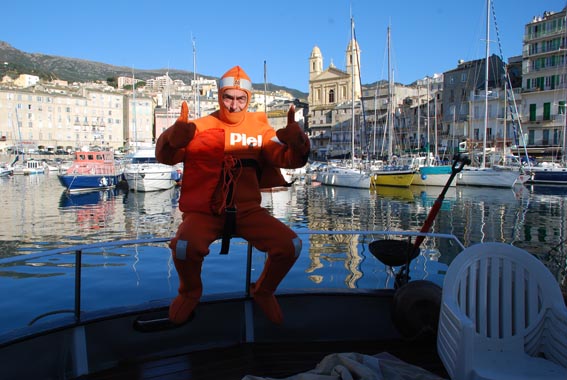 Combinaison de survie