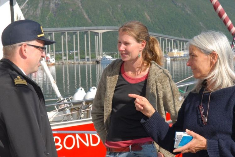 Les filles et le capitaine