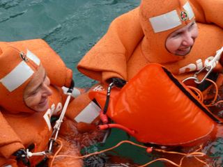 Karin et Cécile Karin et Cécile