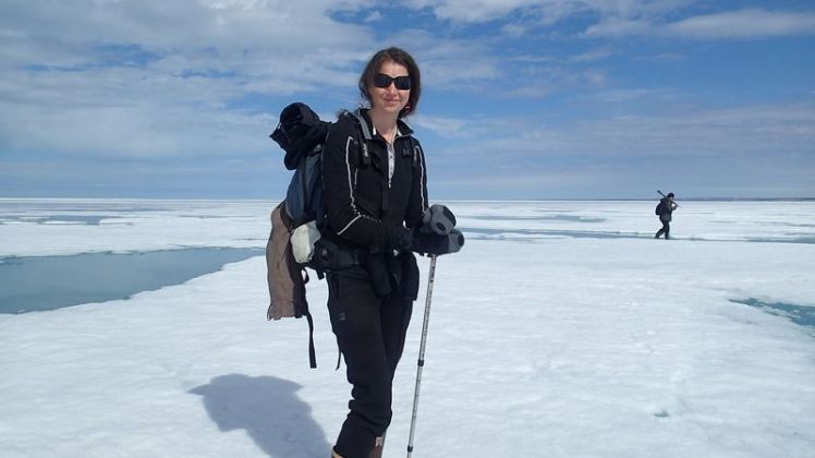 Sur la glace encore Sur la glace encore
