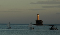 Phare_andros_calme Phare_andros_calme